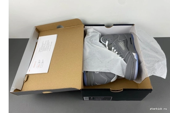 136027-005 Jordan Grey'  5 136027-005 'Wolf Retro   0824